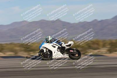 media/Jan-18-2026-CVMA (Sun) [[519f600f45]]/Race 16-Formula Middleweight/